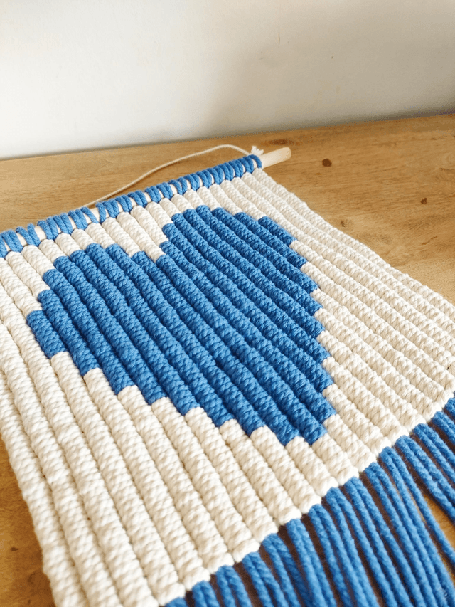 Tenture coeur bleu 