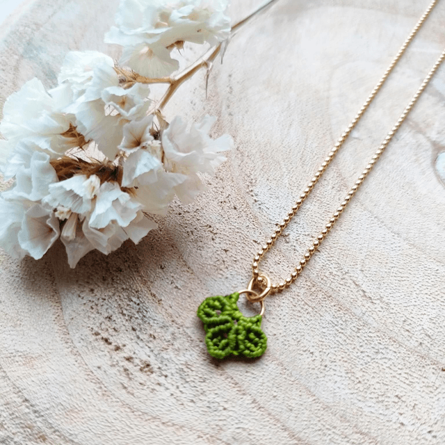 Collier Aster doré 